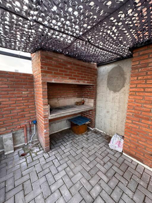 Depto Moderno, Barrio Martin Apartment *